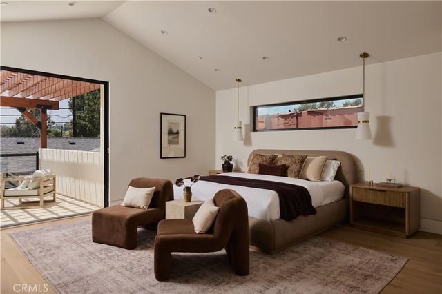3076 Glenhurst Avenue, Los Angeles, CA 90039