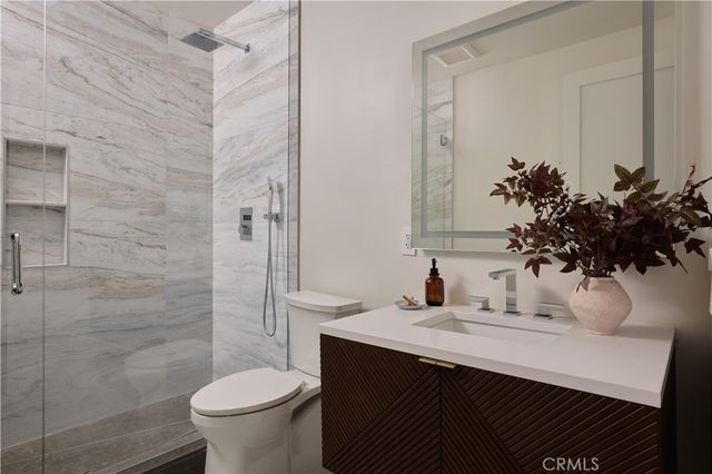3076 Glenhurst Avenue, Los Angeles, CA 90039