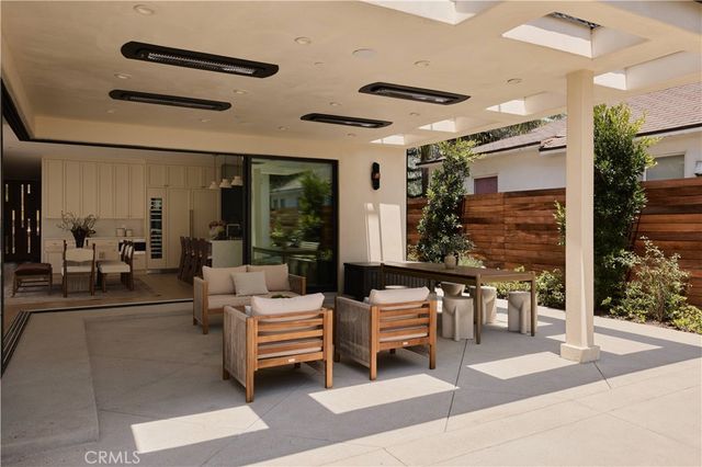 3076 Glenhurst Avenue, Los Angeles, CA 90039