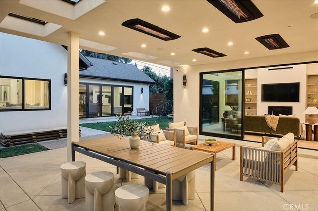 3076 Glenhurst Avenue, Los Angeles, CA 90039