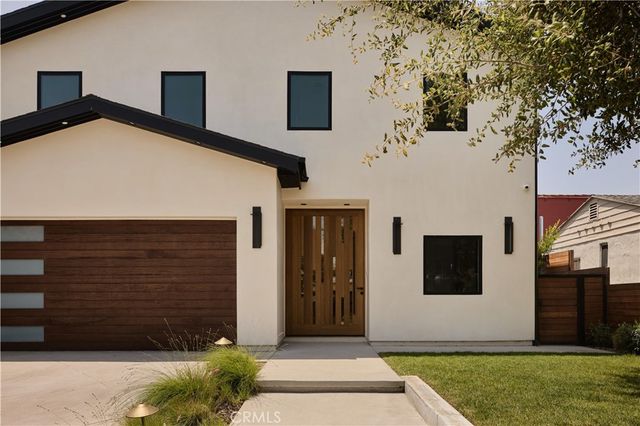 3076 Glenhurst Avenue, Los Angeles, CA 90039