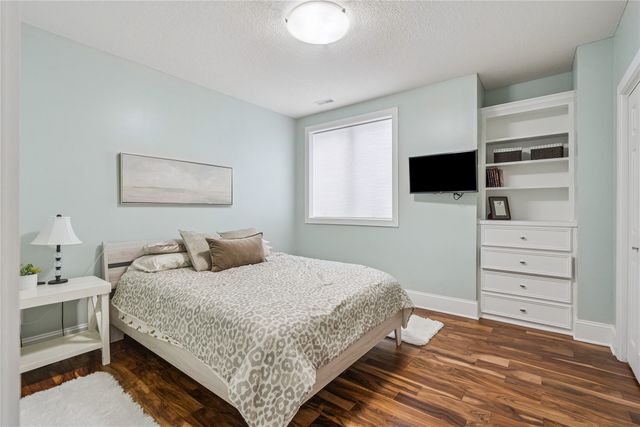 4609 Ashwood Drive, Urbandale, IA 50322