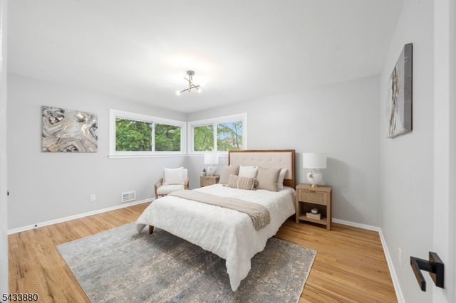 58 Glenwood Rd, Fanwood Boro, NJ 07023