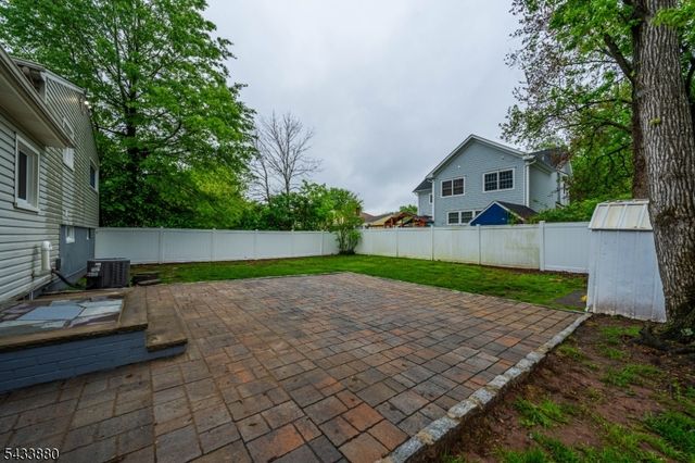 58 Glenwood Rd, Fanwood Boro, NJ 07023