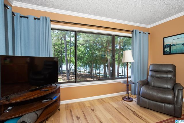 404 Paradise Isle Unit 404, Riverside, AL 35135