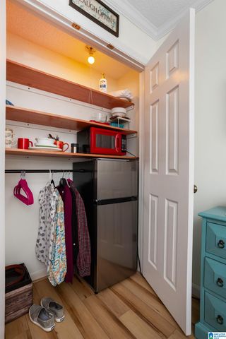404 Paradise Isle Unit 404, Riverside, AL 35135