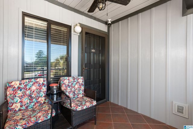 404 Paradise Isle Unit 404, Riverside, AL 35135