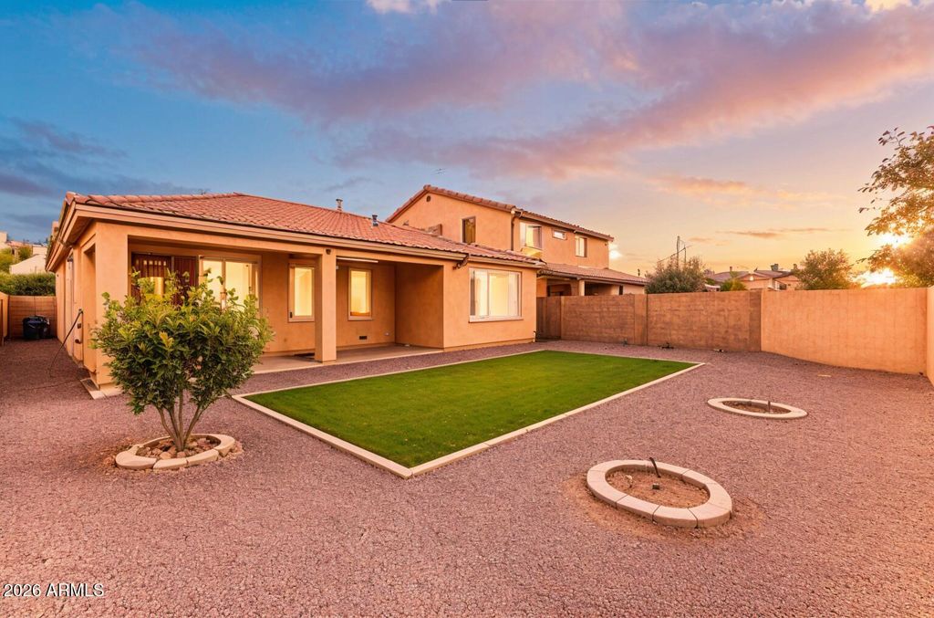 Image 2 of property listing at 4228 W COLES Road, Laveen, AZ 85339