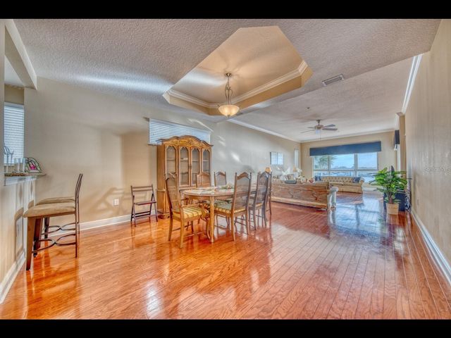 1042 BELLASOL WAY 203, Apollo Beach, FL 33572