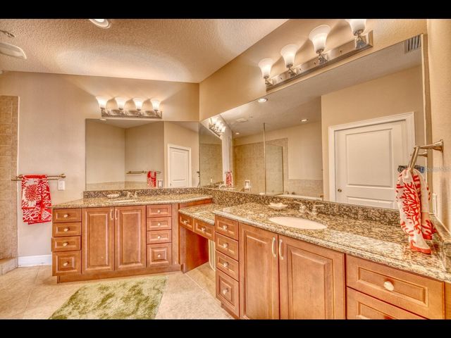 1042 BELLASOL WAY 203, Apollo Beach, FL 33572