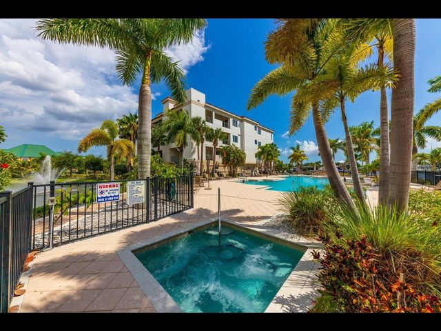 1042 BELLASOL WAY 203, Apollo Beach, FL 33572