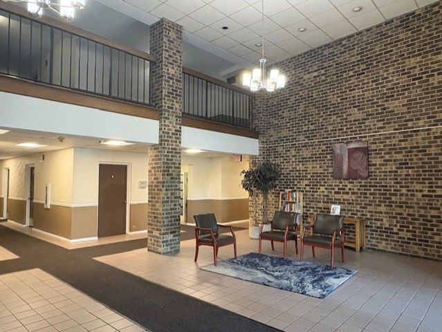 1463 Mercury Drive 408, Schaumburg, IL 60193