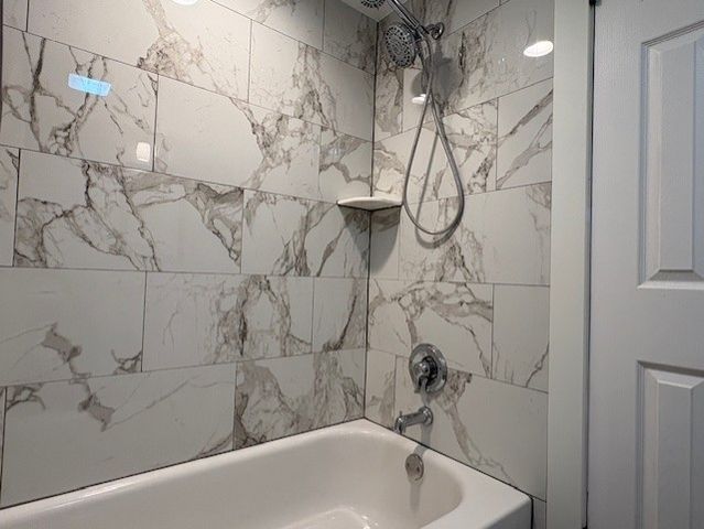 1463 Mercury Drive 408, Schaumburg, IL 60193