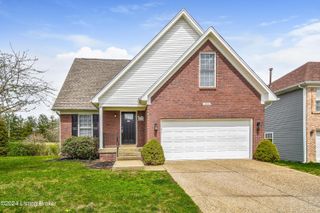 213 Tex Ave, Fairdale, KY 40118