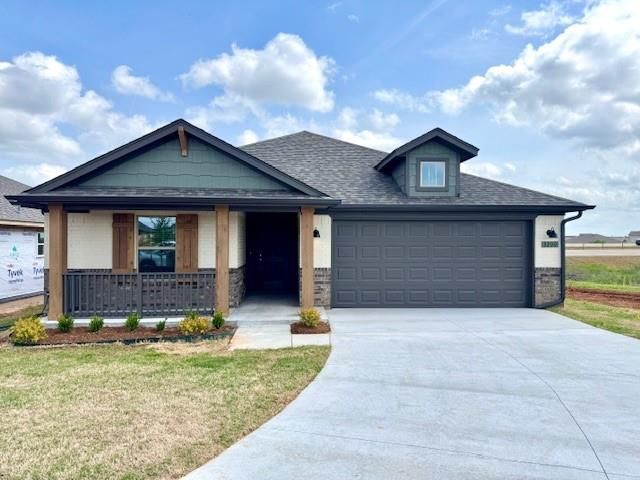 3200 Pagoda Pead Drive, Yukon, OK 73099
