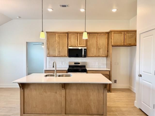 3200 Pagoda Pead Drive, Yukon, OK 73099