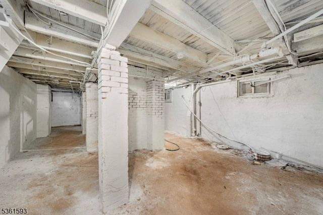177 E Hazelwood Ave, Rahway City, NJ 07065