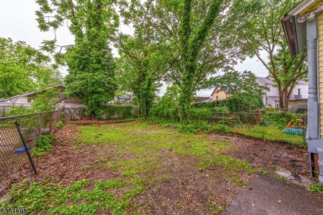 177 E Hazelwood Ave, Rahway City, NJ 07065