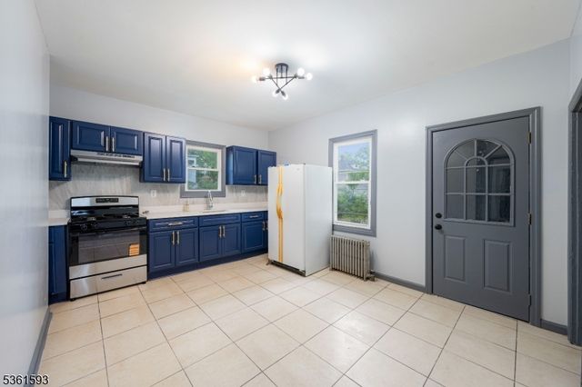 177 E Hazelwood Ave, Rahway City, NJ 07065
