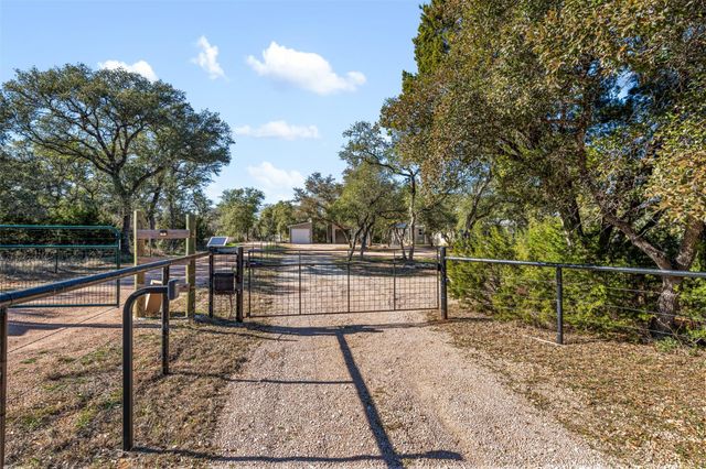 1610 Pace Bend RD N, Spicewood, TX 78669