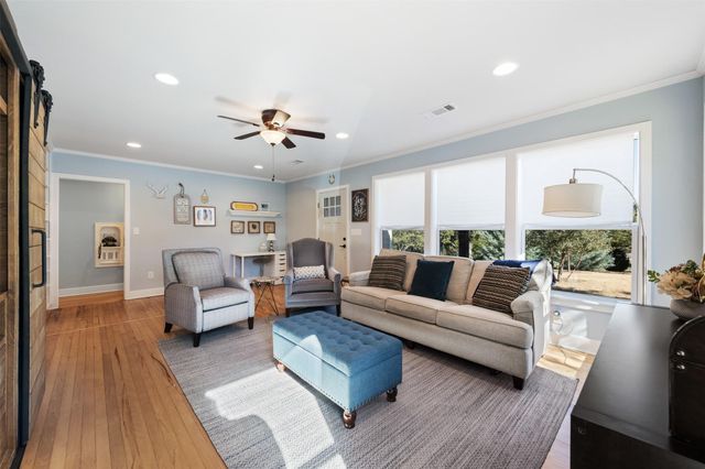 1610 Pace Bend RD N, Spicewood, TX 78669