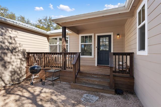 1610 Pace Bend RD N, Spicewood, TX 78669