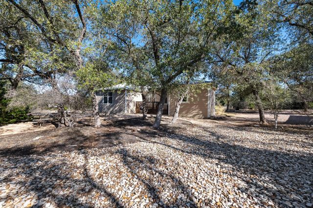 1610 Pace Bend RD N, Spicewood, TX 78669