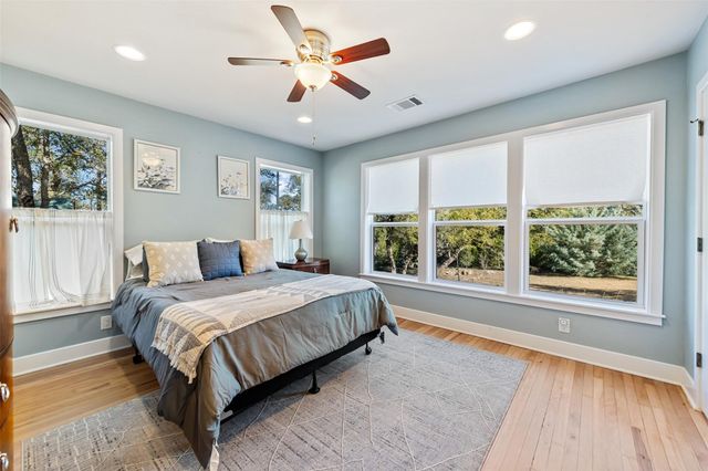 1610 Pace Bend RD N, Spicewood, TX 78669