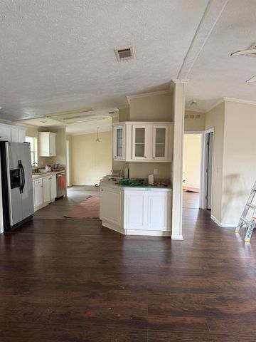 8557 SW 18th Street, Davie, FL 33324