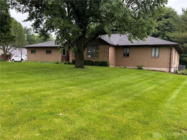 1344 N Regency, Xenia, OH 45385