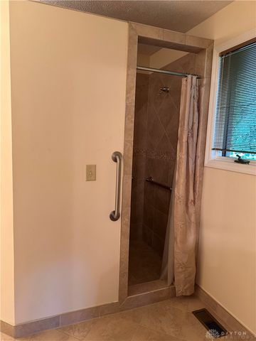 1344 N Regency, Xenia, OH 45385
