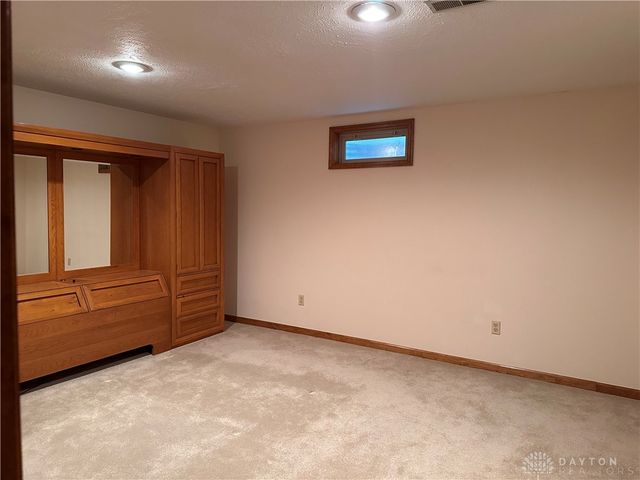 1344 N Regency, Xenia, OH 45385