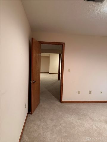 1344 N Regency, Xenia, OH 45385