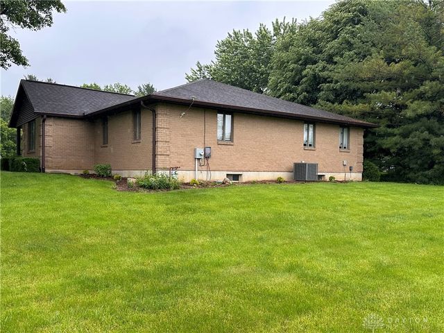 1344 N Regency, Xenia, OH 45385
