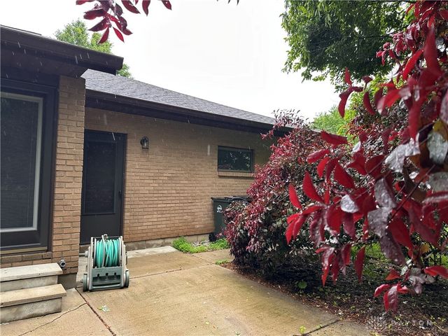 1344 N Regency, Xenia, OH 45385