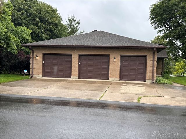 1344 N Regency, Xenia, OH 45385