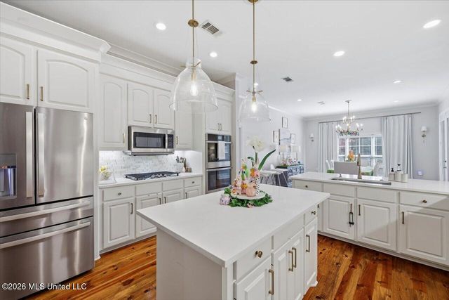 516 Silverstone Drive, Madison, MS 39110