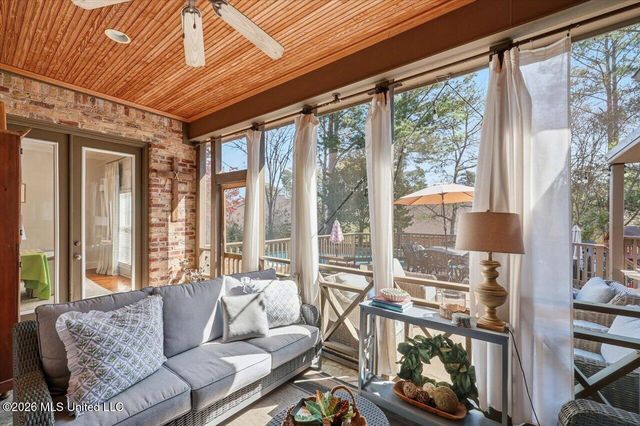 516 Silverstone Drive, Madison, MS 39110