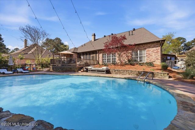 516 Silverstone Drive, Madison, MS 39110