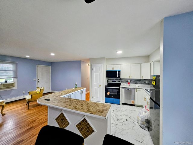 182 New York Avenue, Bay Shore, NY 11706