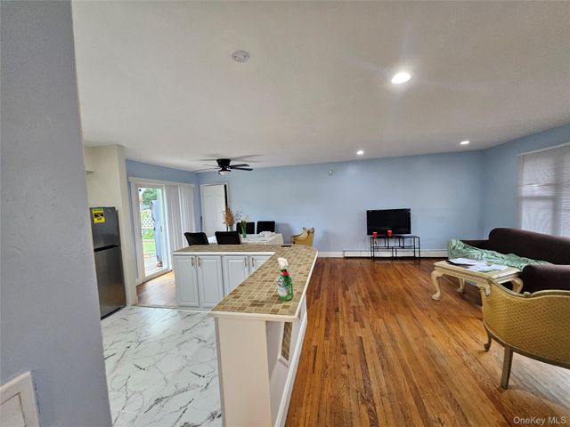 182 New York Avenue, Bay Shore, NY 11706
