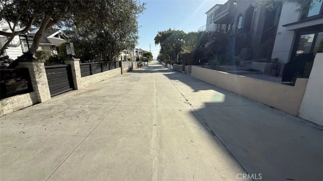424 9th Street, Manhattan Beach, CA 90266