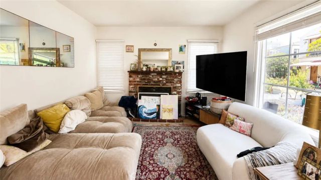 424 9th Street, Manhattan Beach, CA 90266