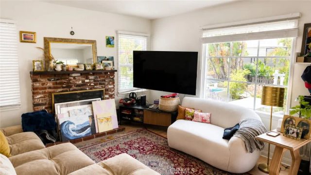 424 9th Street, Manhattan Beach, CA 90266