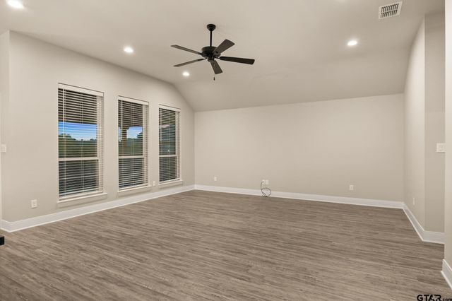 1649 Legacy Dr, Tyler, TX 75703