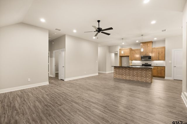 1649 Legacy Dr, Tyler, TX 75703