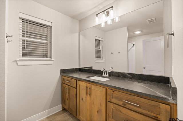 1649 Legacy Dr, Tyler, TX 75703