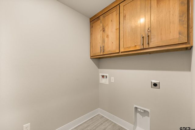 1649 Legacy Dr, Tyler, TX 75703