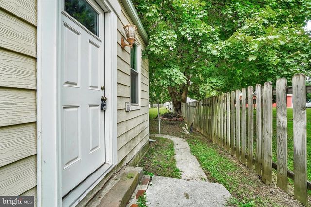 532 N STATE ST, Ephrata, PA 17522