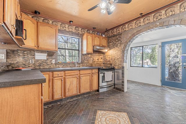 15149 Marin Hollow, Helotes, TX 78023